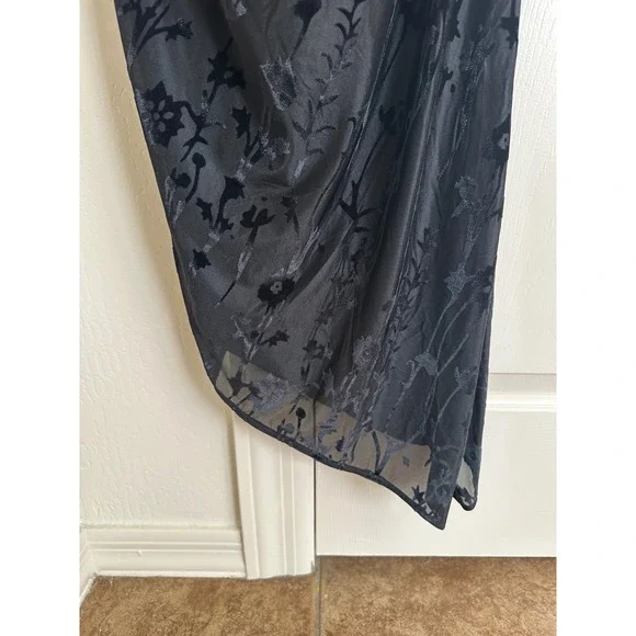 Hutch Black Floral Burnout Velvet One Shoulder Ruched Midi Dress M - Picture 4 of 11